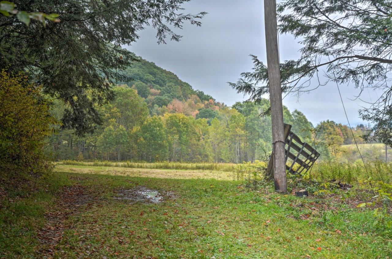 Great Valley Home With On-Site Pond, 7 Mi To Skiing! Ngoại thất bức ảnh