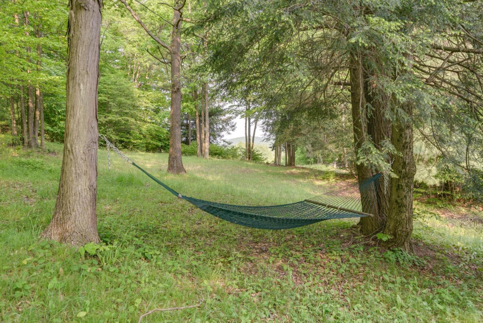 Great Valley Home With On-Site Pond, 7 Mi To Skiing! Ngoại thất bức ảnh