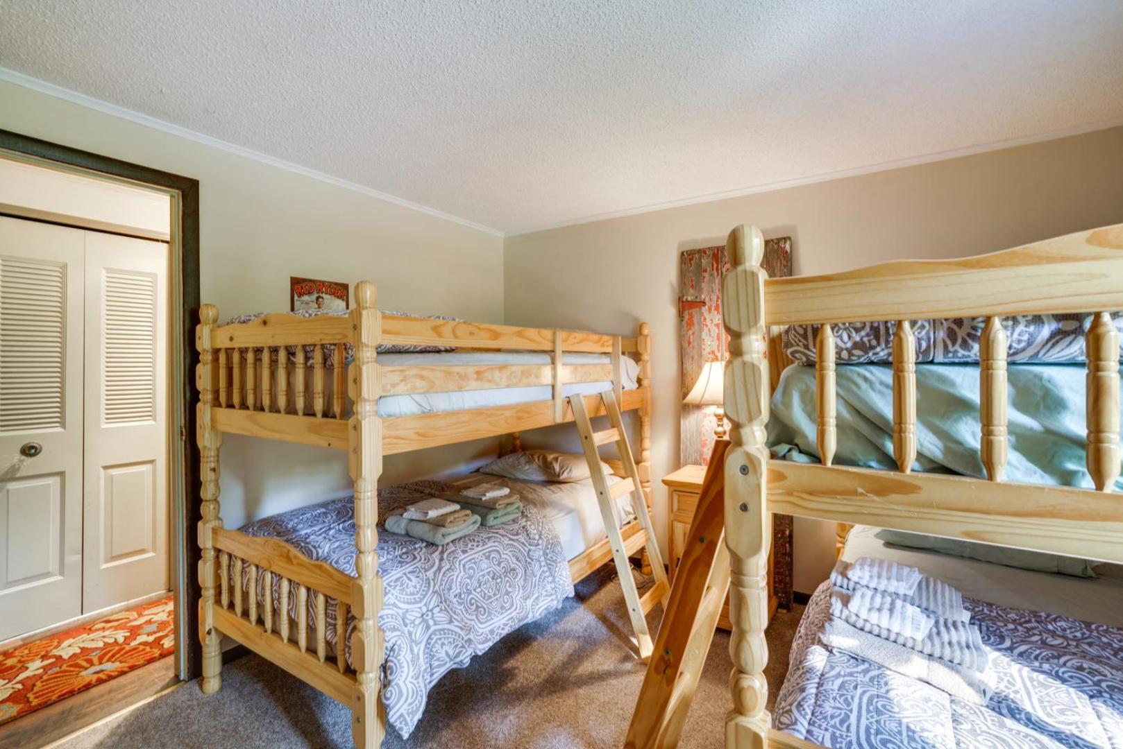 Great Valley Home With On-Site Pond, 7 Mi To Skiing! Ngoại thất bức ảnh