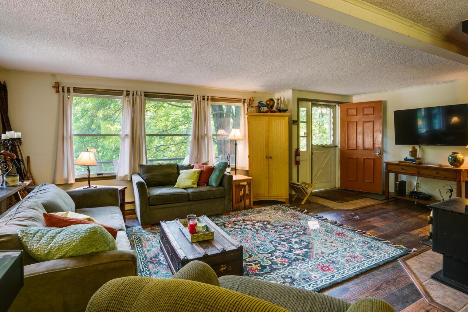 Great Valley Home With On-Site Pond, 7 Mi To Skiing! Ngoại thất bức ảnh